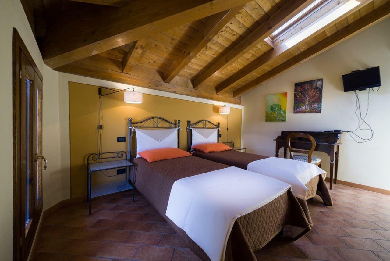 Rifugio San Lorenzo Bed & Breakfast Porto Mantovano Exterior photo
